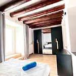 Junior Suite In Bergamo Centro